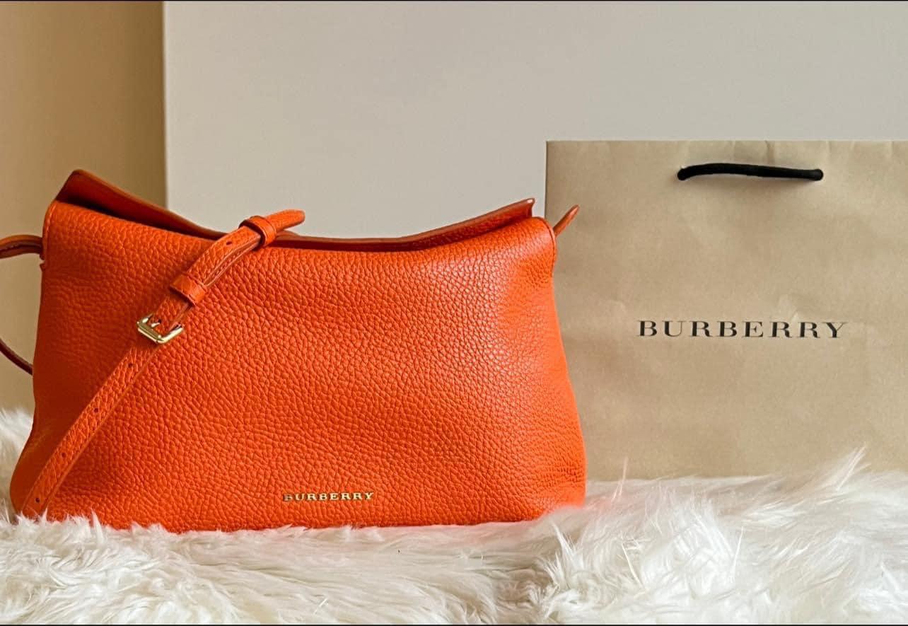 Burberry London Grainy Leather Small Leah Clutch