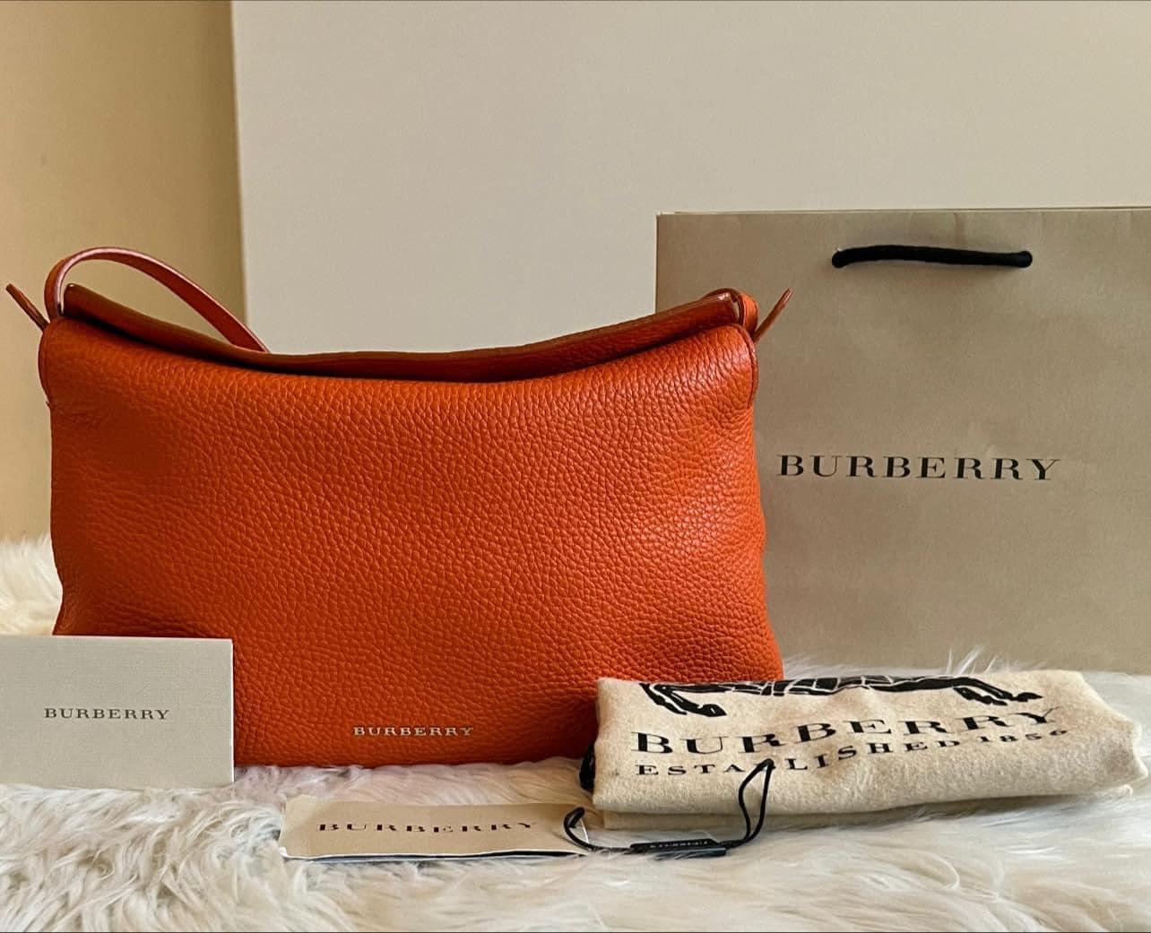 Burberry London Grainy Leather Small Leah Clutch