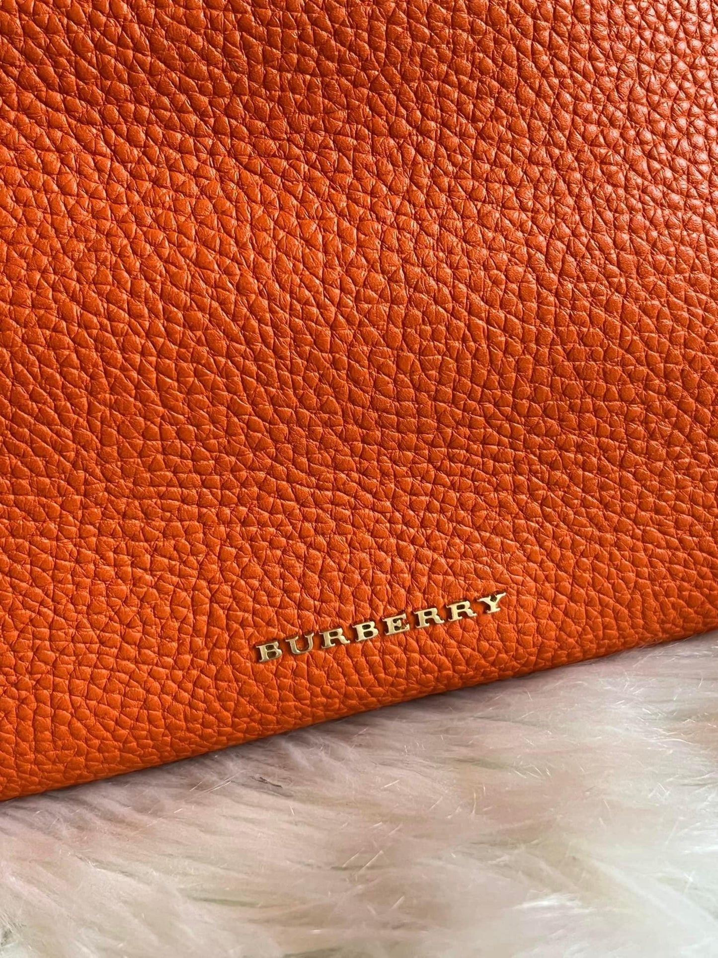 Burberry London Grainy Leather Small Leah Clutch