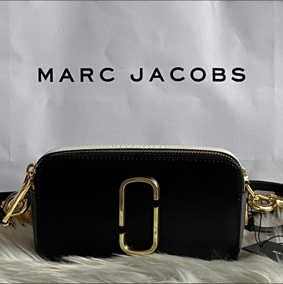 Marc Jacobs The Snapshot