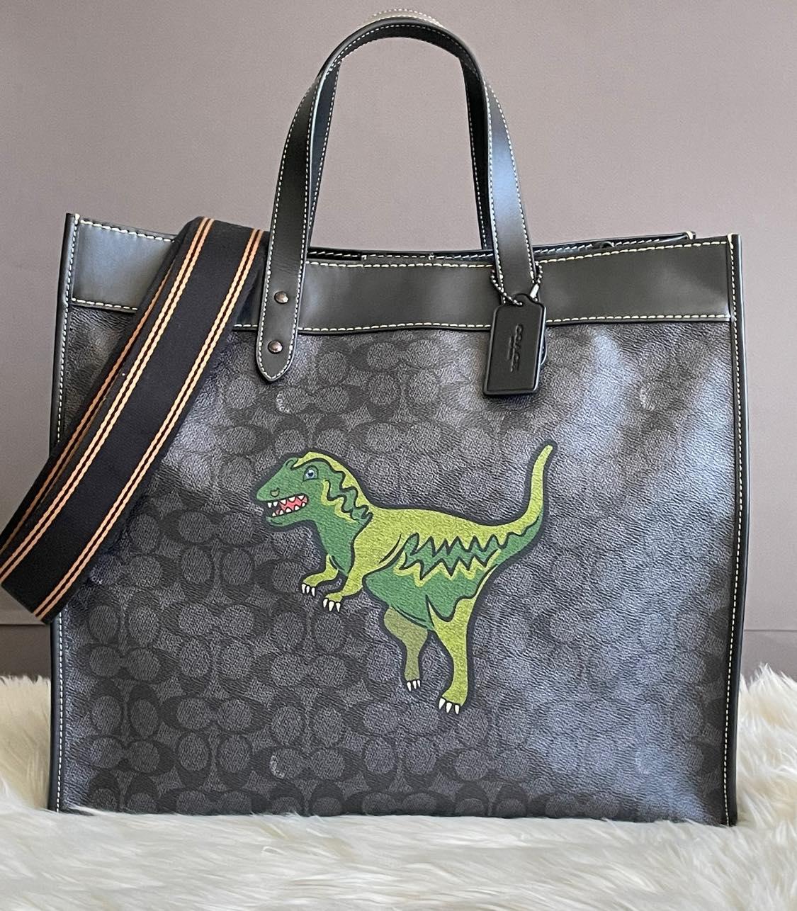 Coach Field Tote 40 in Signature Canvas with Rexy