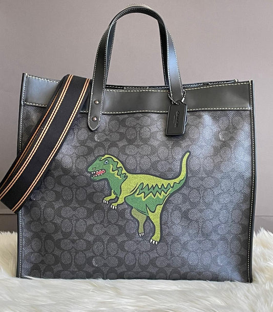Coach Field Tote 40 in Signature Canvas with Rexy