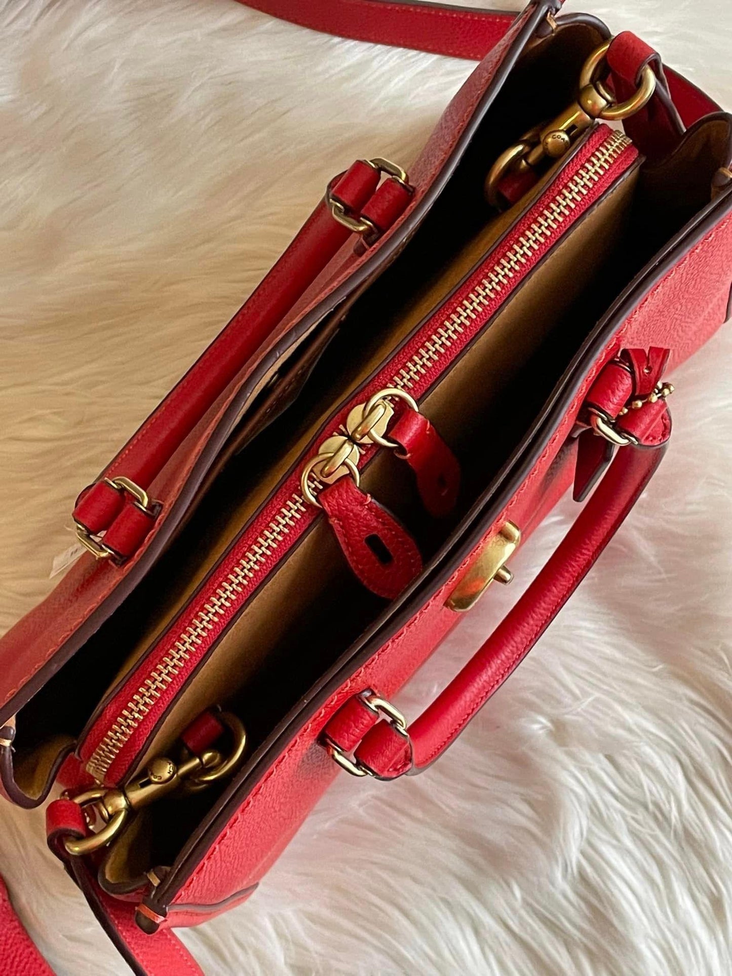 Coach Brooke Carryall 28