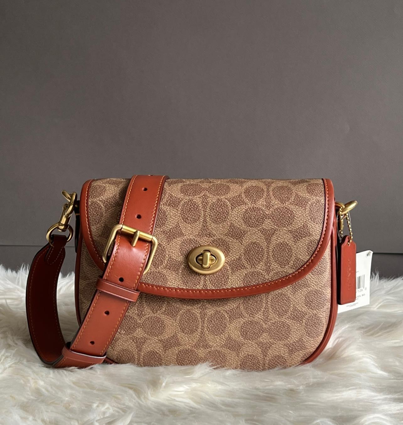 Coach Willow Saddle Bag in Signature Canvas