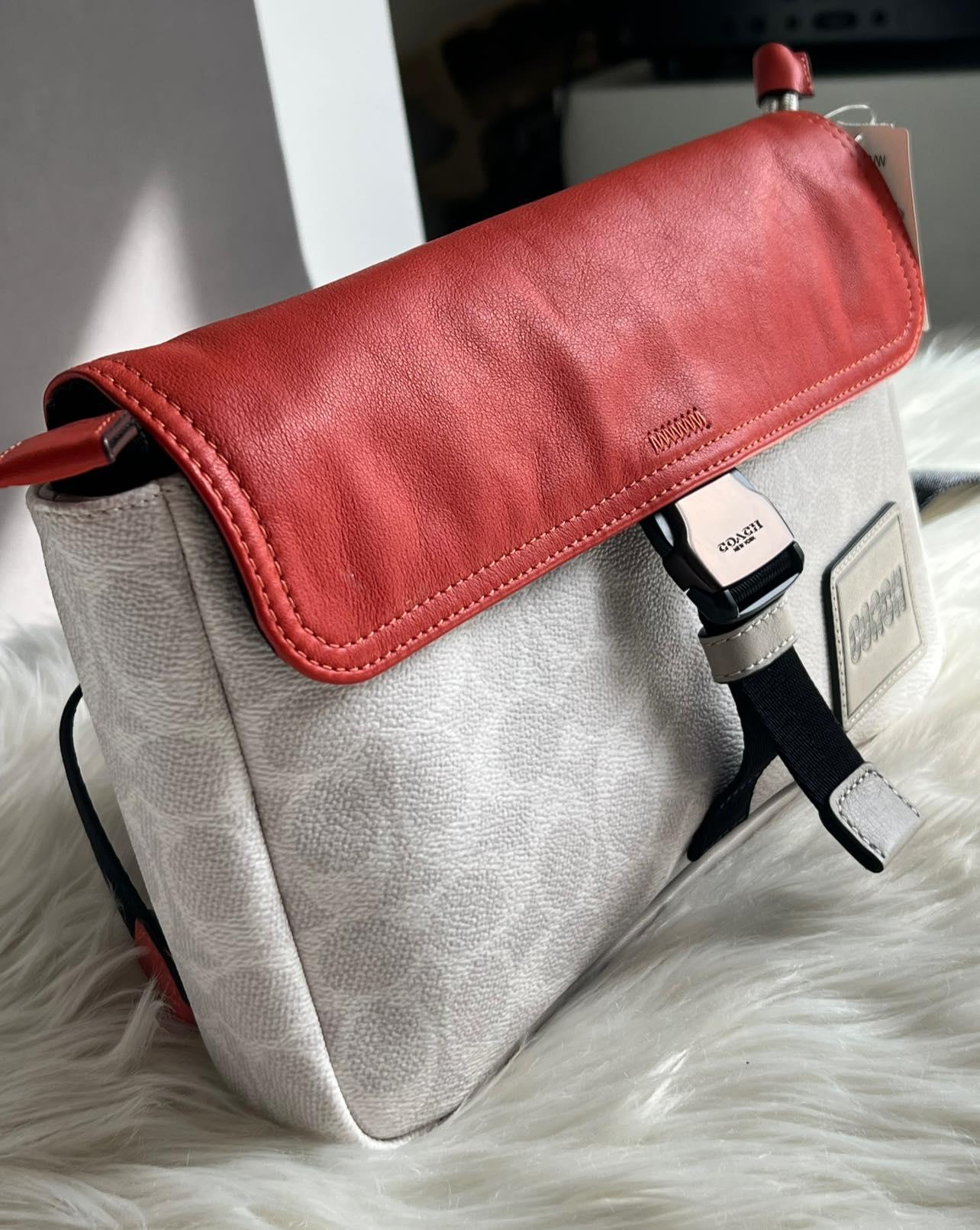 Coach Pacer Belt Bag in Signature Canvas with Coach Patch
