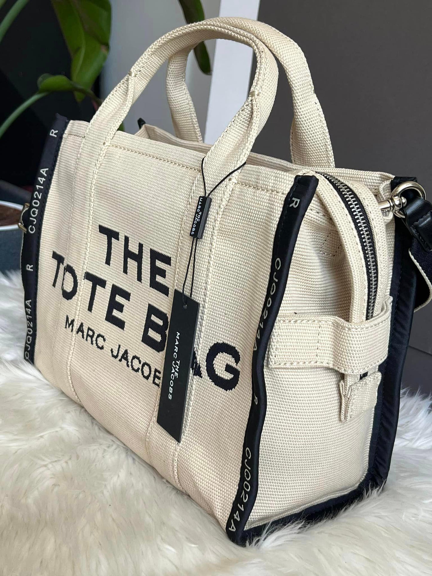 Marc Jacobs The Jacquard Medium Tote Bag