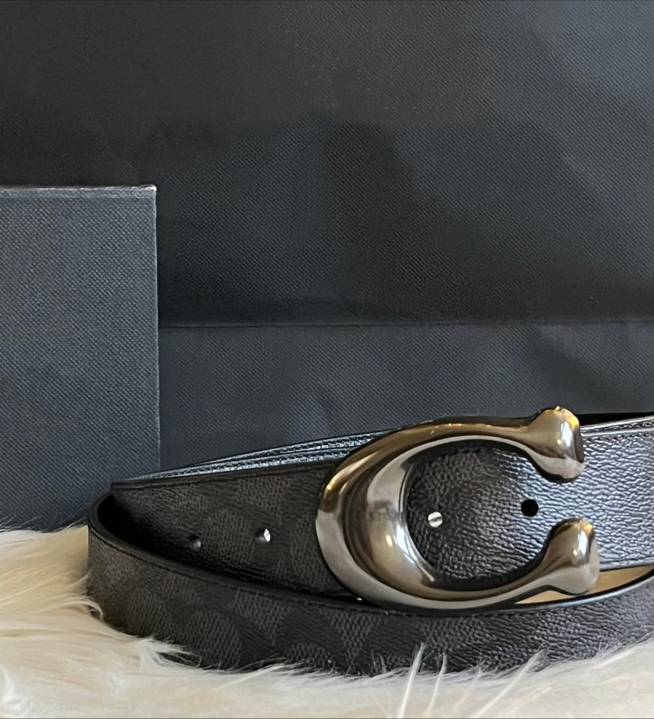 Coach Signature Buckle Cut to Size Reversible Belt