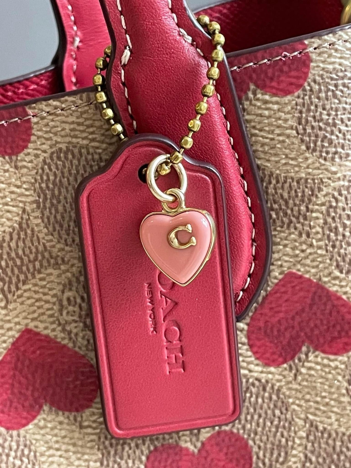 Coach Willow Tote 24 In Signature Canvas with Heart Print