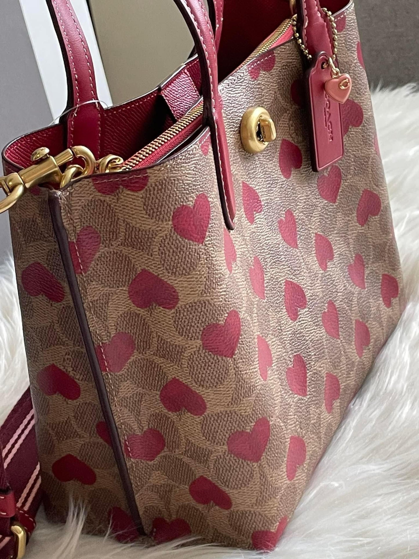 Coach Willow Tote 24 In Signature Canvas with Heart Print