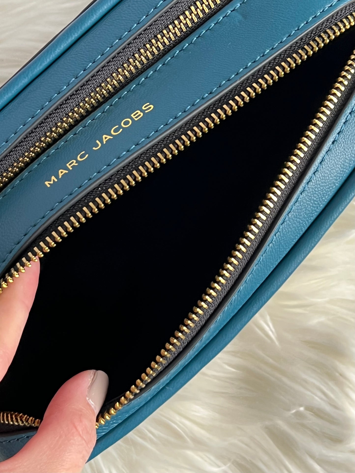 Marc Jacobs The Quilted Softshot 21 Crossbody Bag