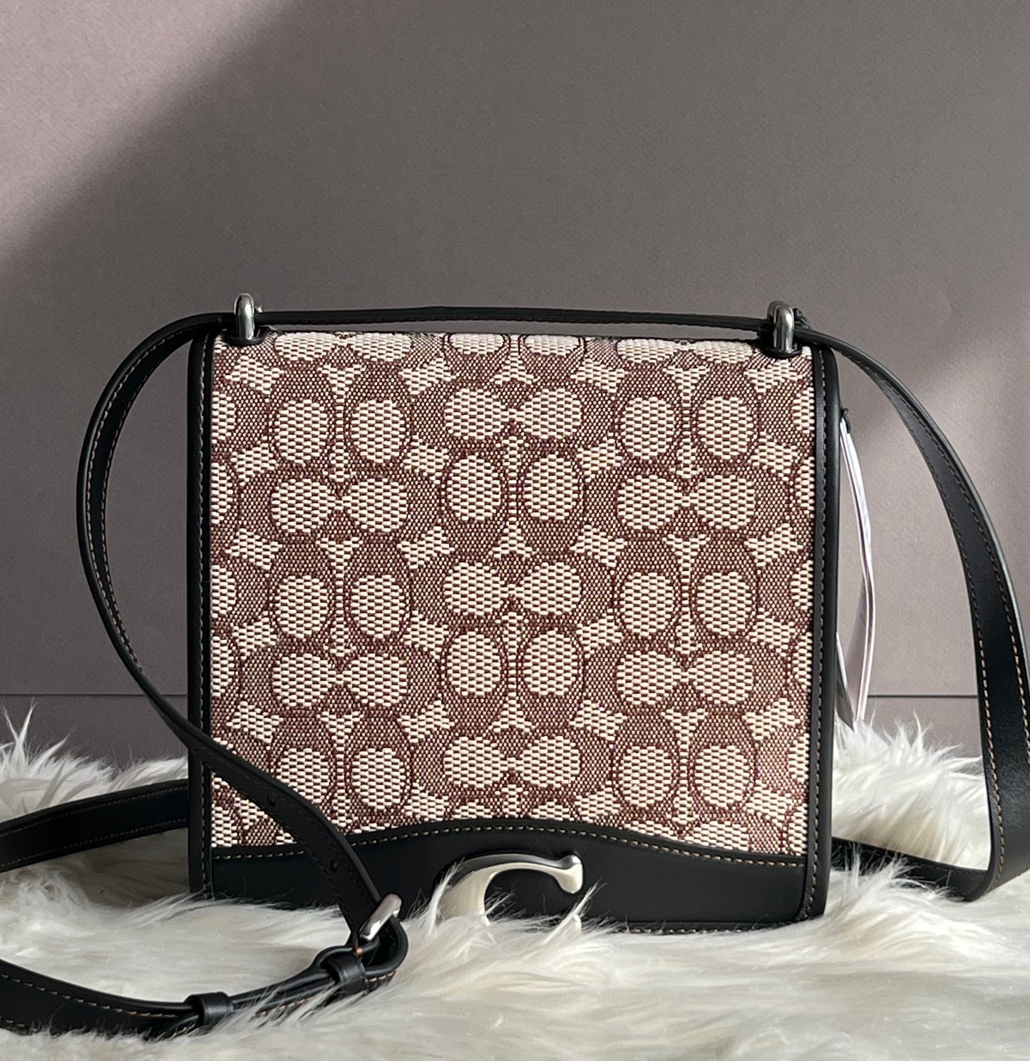 Coach Bandit Shoulder Bag 20 in Textile Signature Jacquard