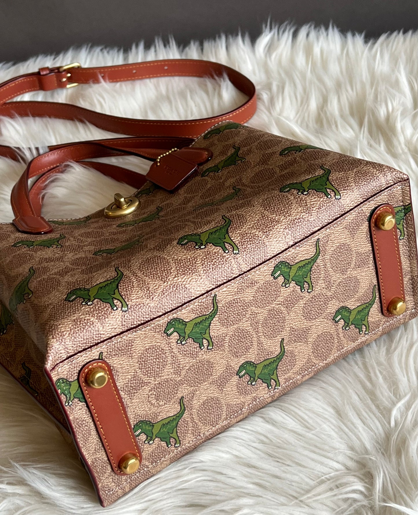 Coach Willow Tote 24 In Signature Canvas with Rexy Print