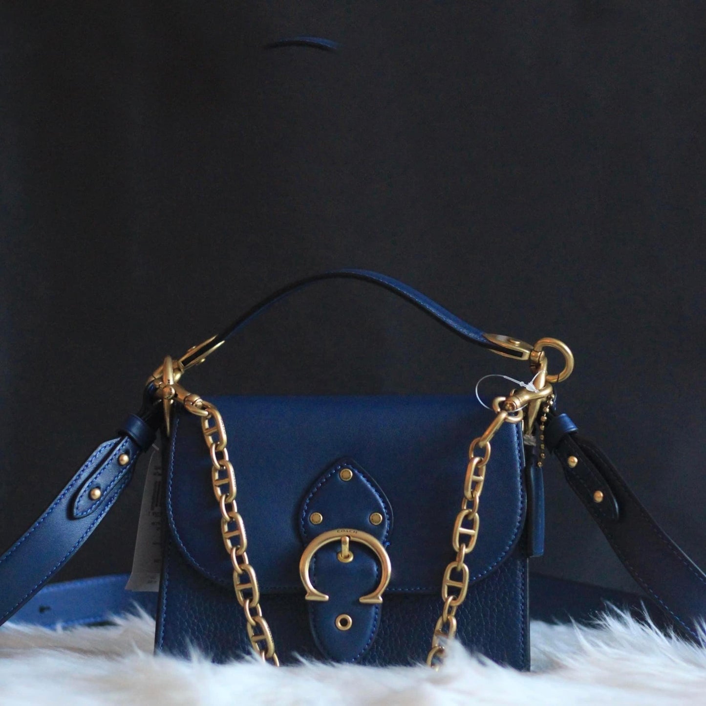 Coach Beat Shoulder Bag 18
