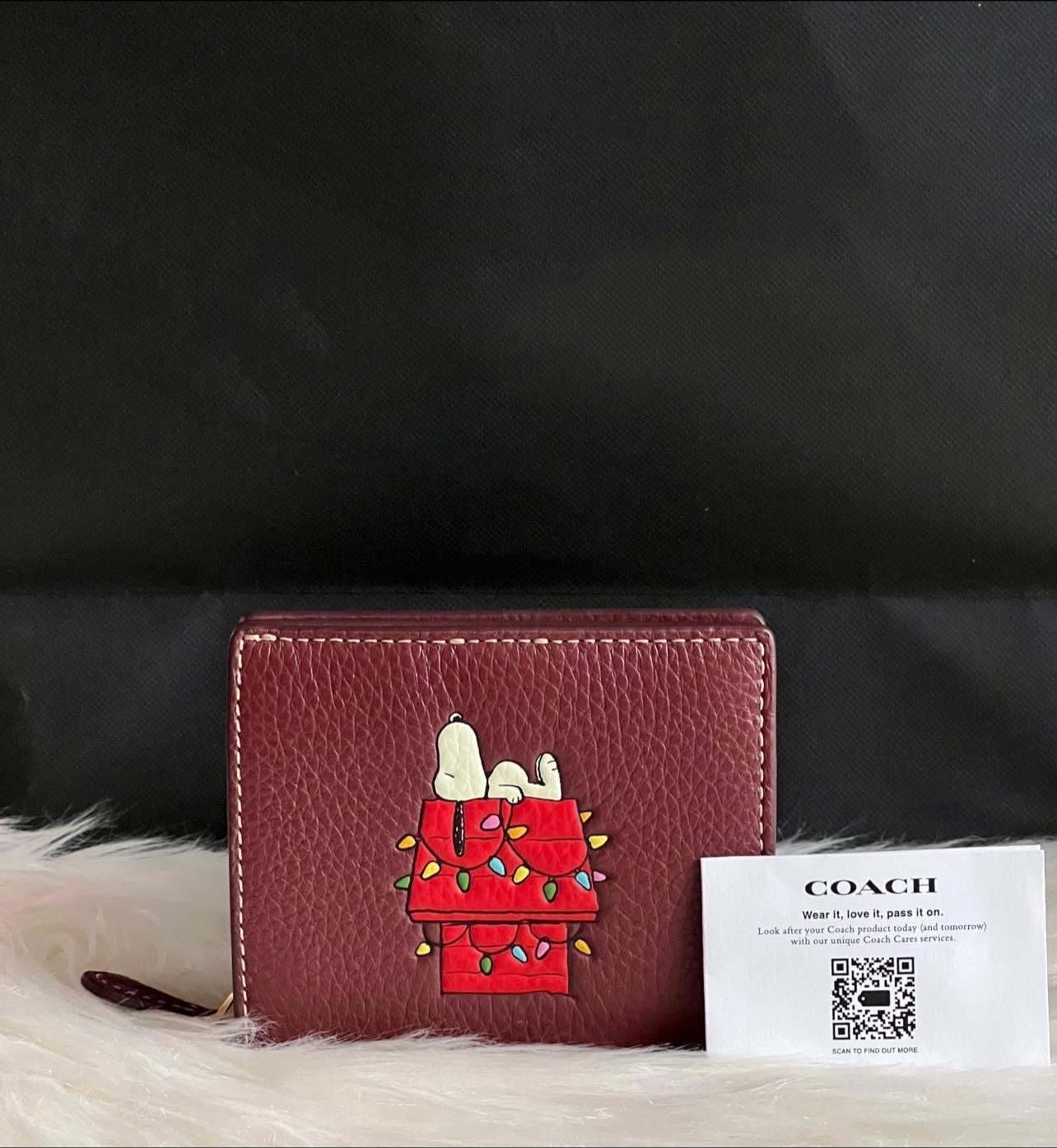 Coach X Peanuts Snap Wallet with Snoopy Lights Motif