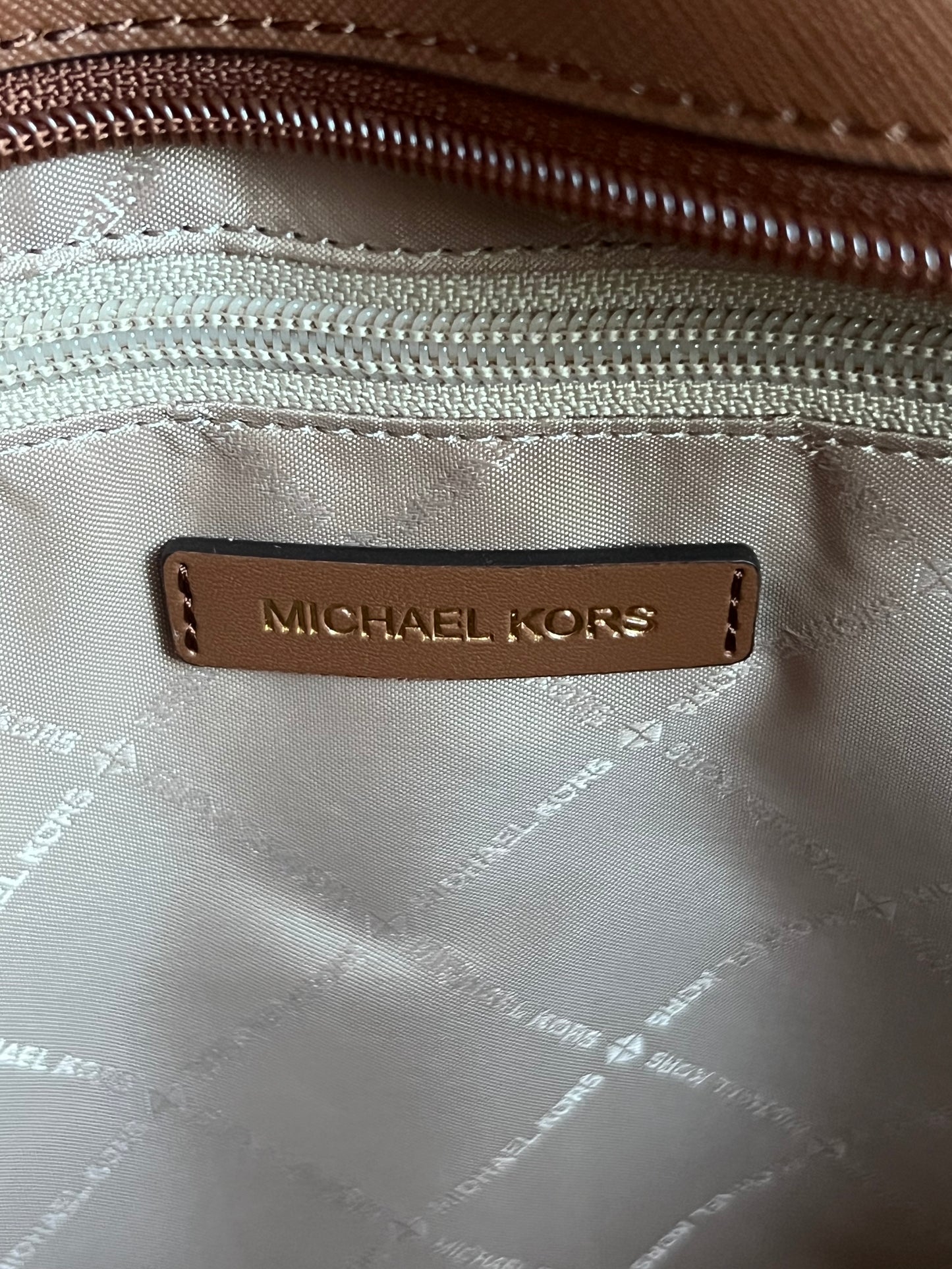 Michael Kors Jet Set Medium Tote Bag