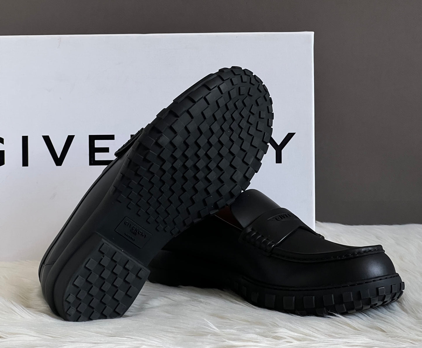 Givenchy Echo Leather Men’s Loafers