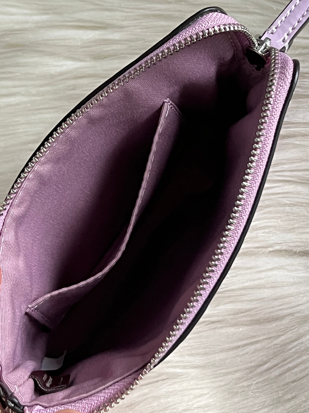 Coach Corner Zip Wrislet