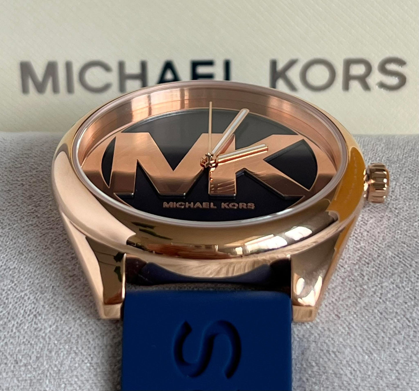 Michael Kors Women’s Janelle Three-Hand Navy Silicone Watch
