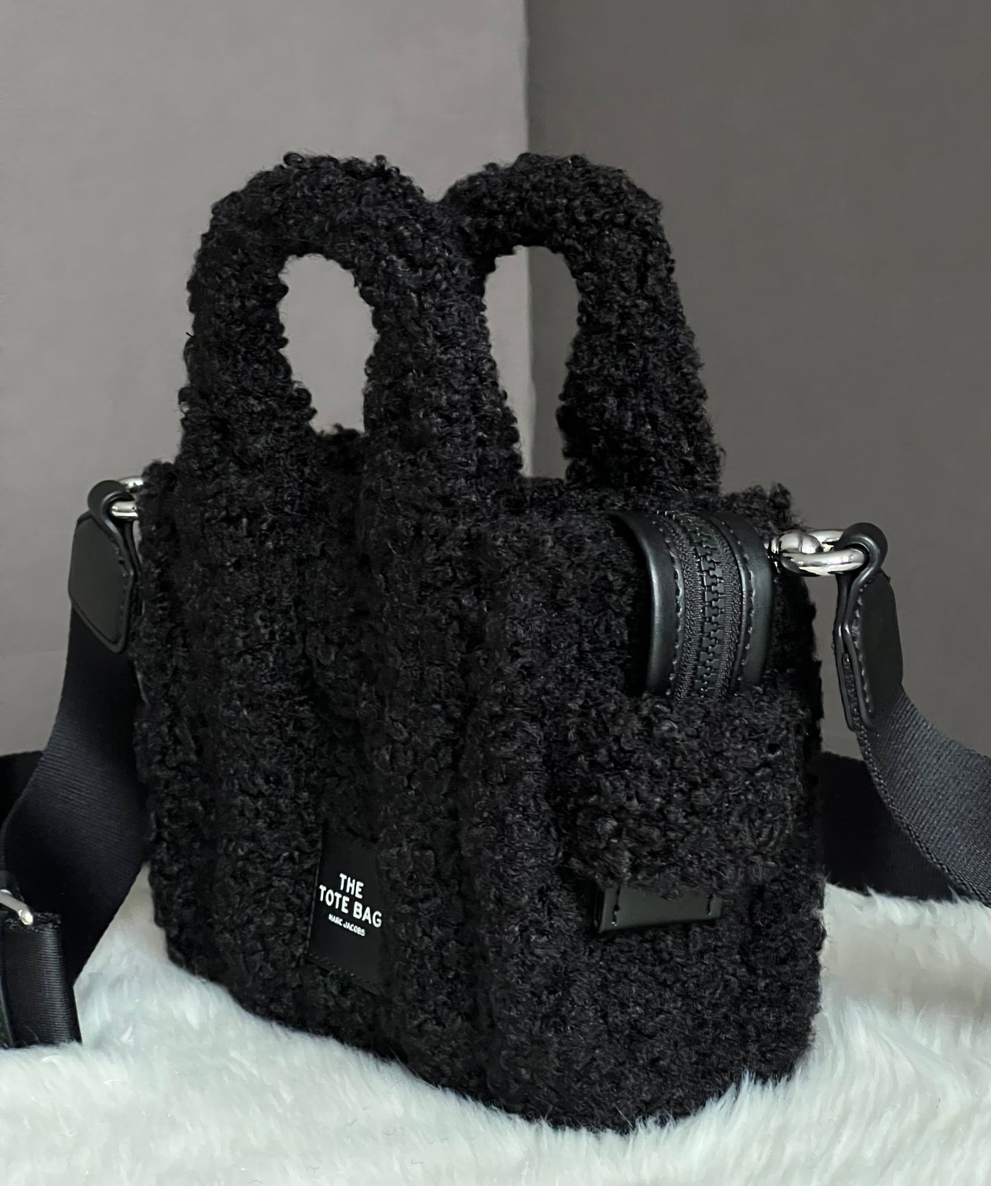 Marc Jacobs The Teddy Crossbody Tote Bag