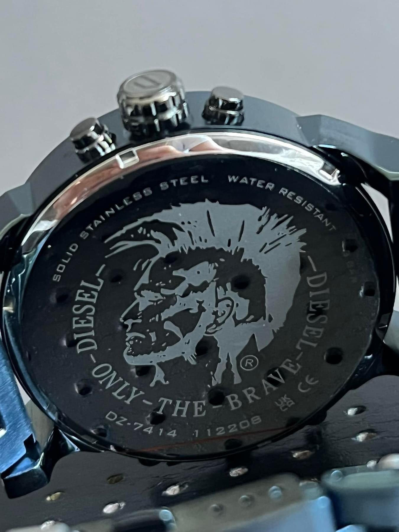 Diesel Men's Daddy Chronograph Grey Dial Watch – Club de Mode