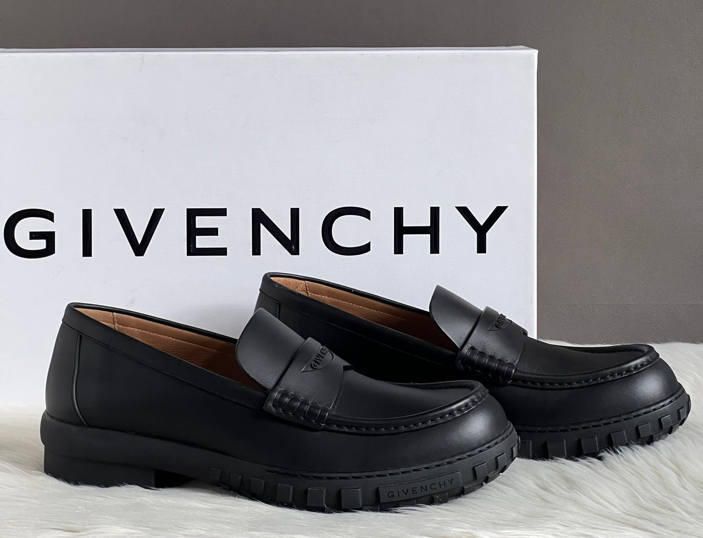 Givenchy Echo Leather Men’s Loafers