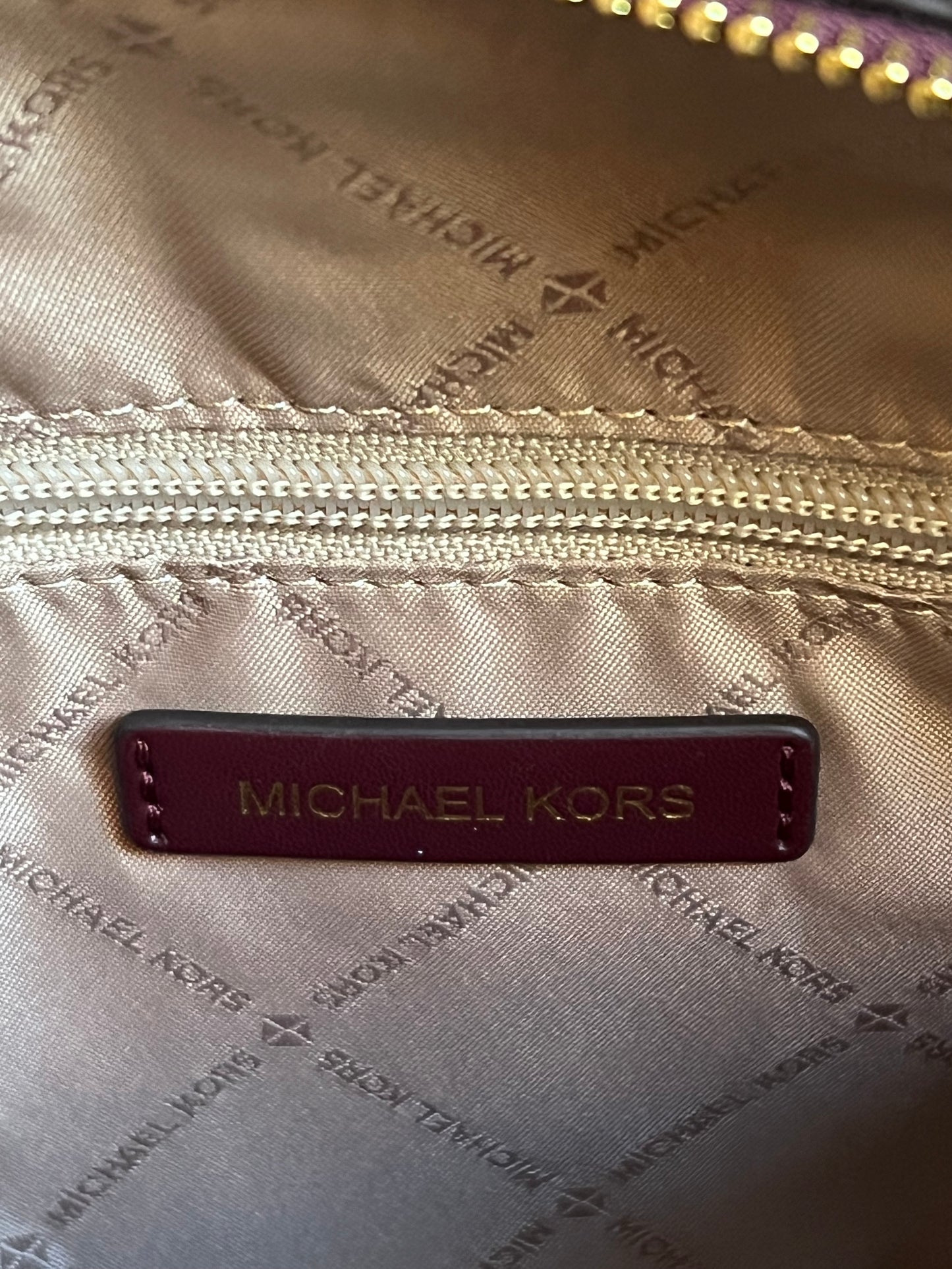 Michael Kors Hyde Small Pebbled Satchel