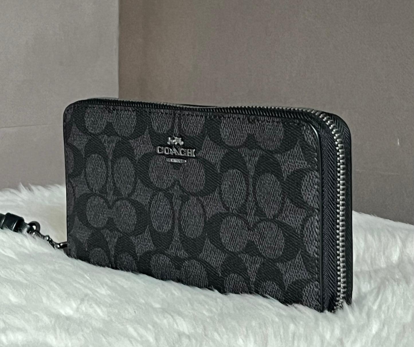 Coach Long Zip Around Wallet In Signature Canvas
