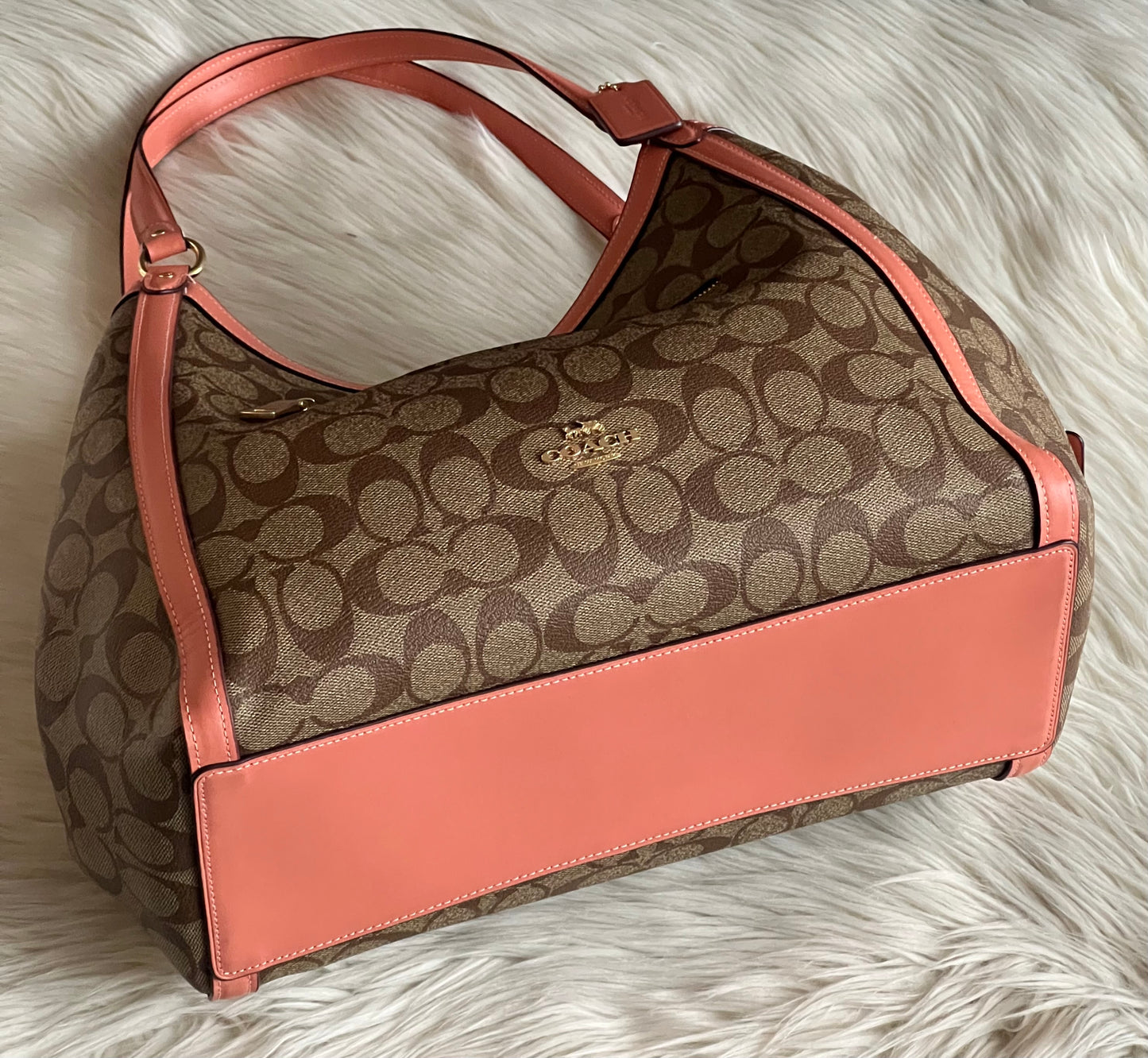 Coach Kristy In Signature Canvas Shoulder Bag