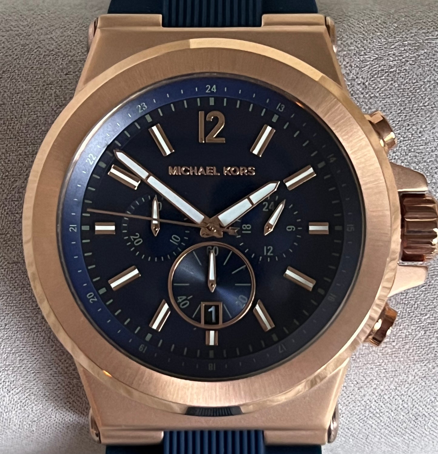 Michael Kors Men’s Dylan Rose Gold-Tone with Navy Silicone Strap