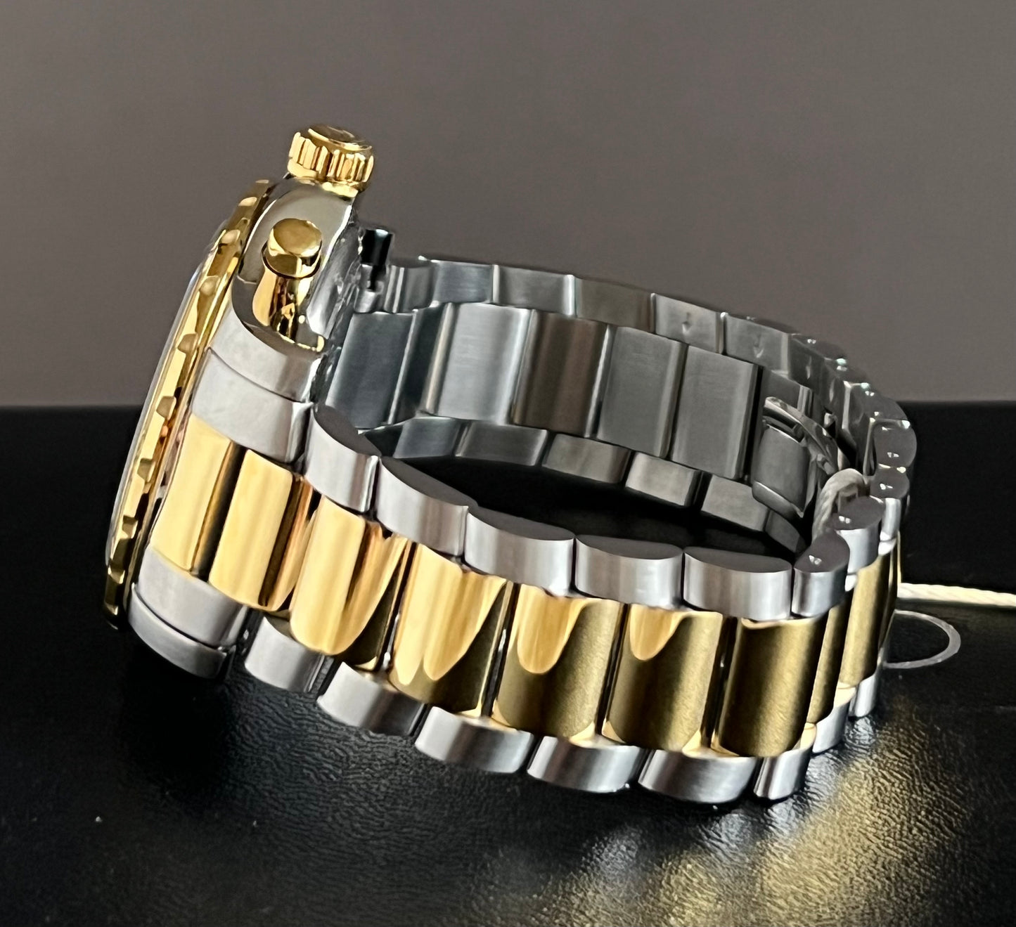 Movado Men’s Series 800 Chronograph Watc