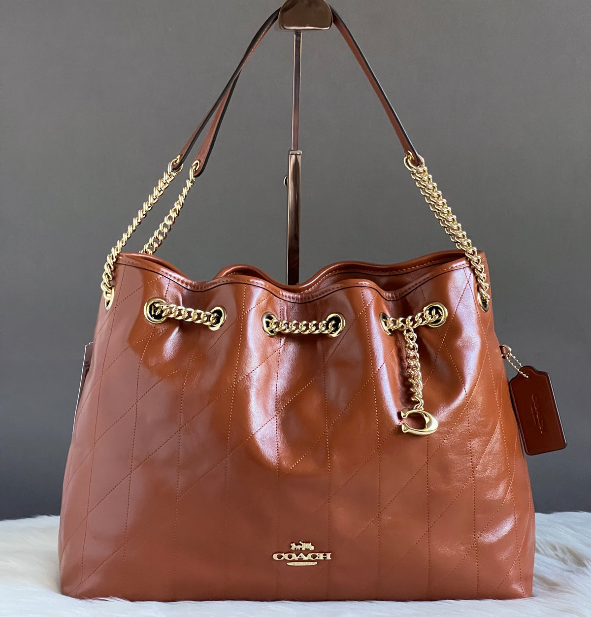 CES33 - Coach Evelyn Shoulder Bag with Quilting and Charm