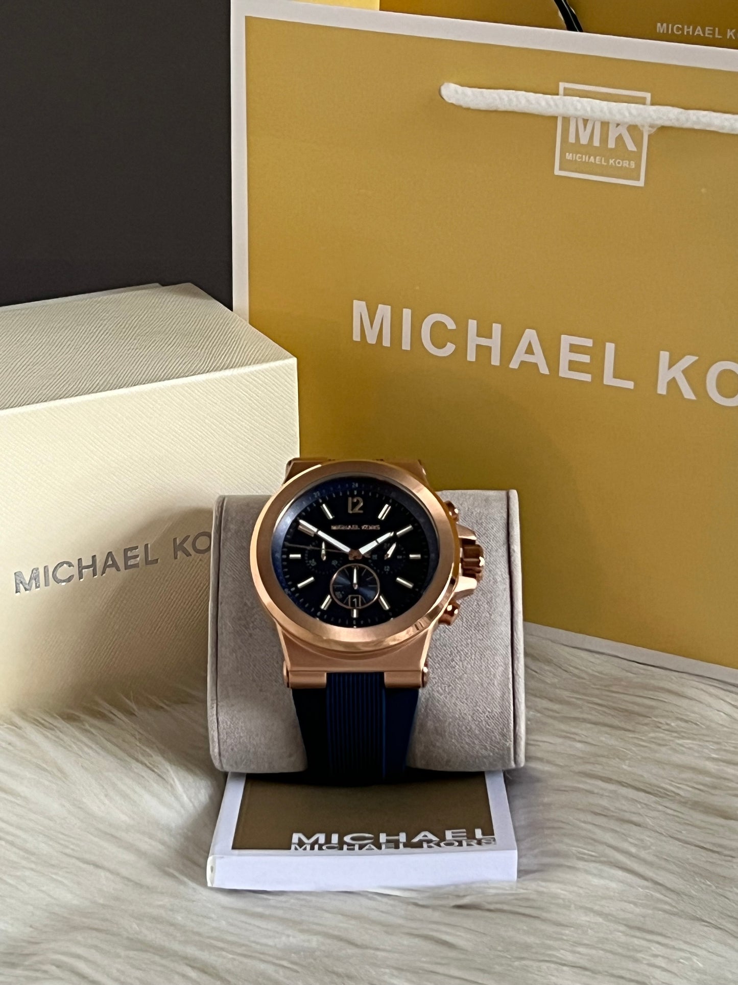 Michael Kors Men’s Dylan Rose Gold-Tone with Navy Silicone Strap