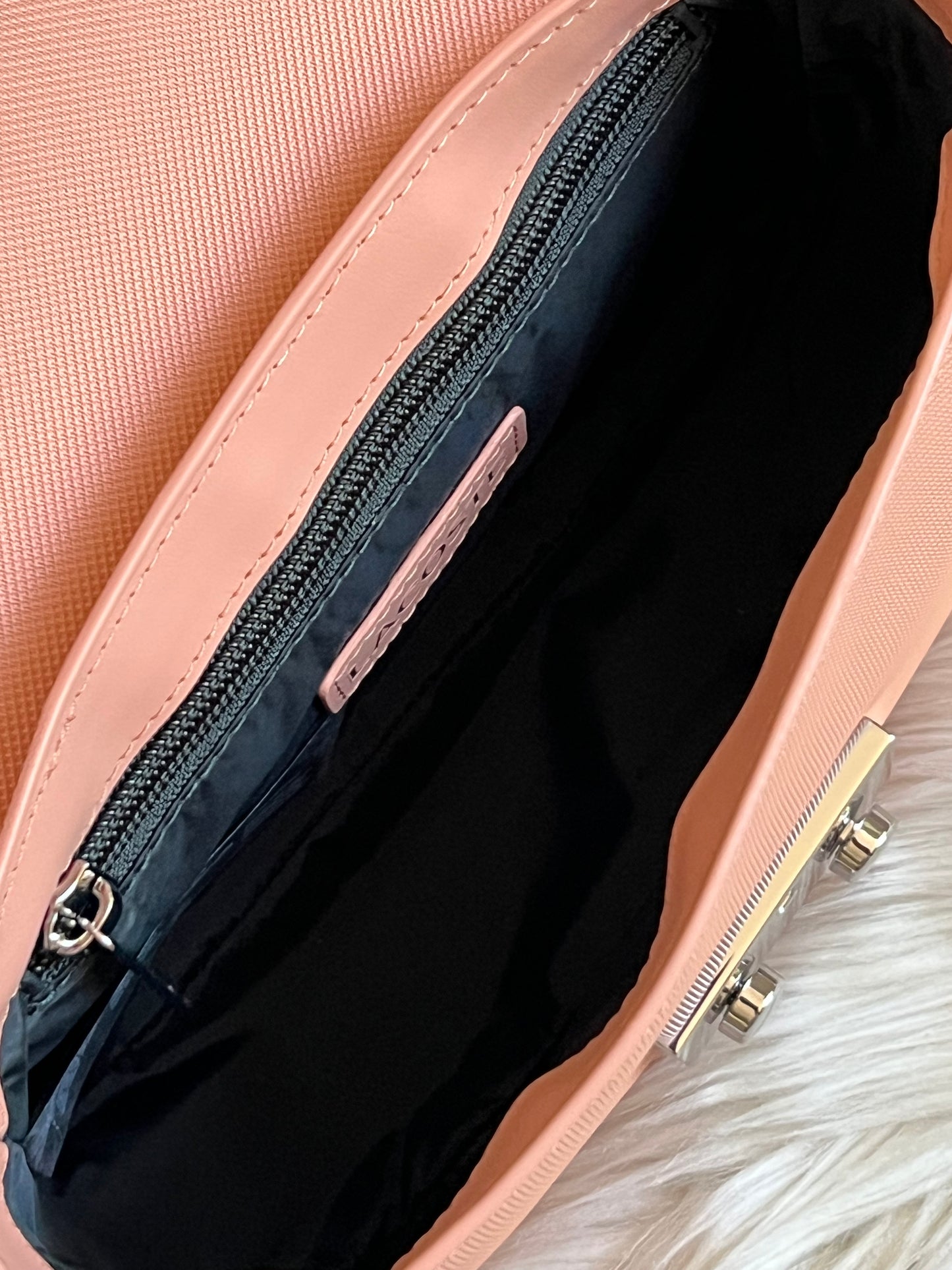 Lacoste Women's Flap Close Shoulder Bag