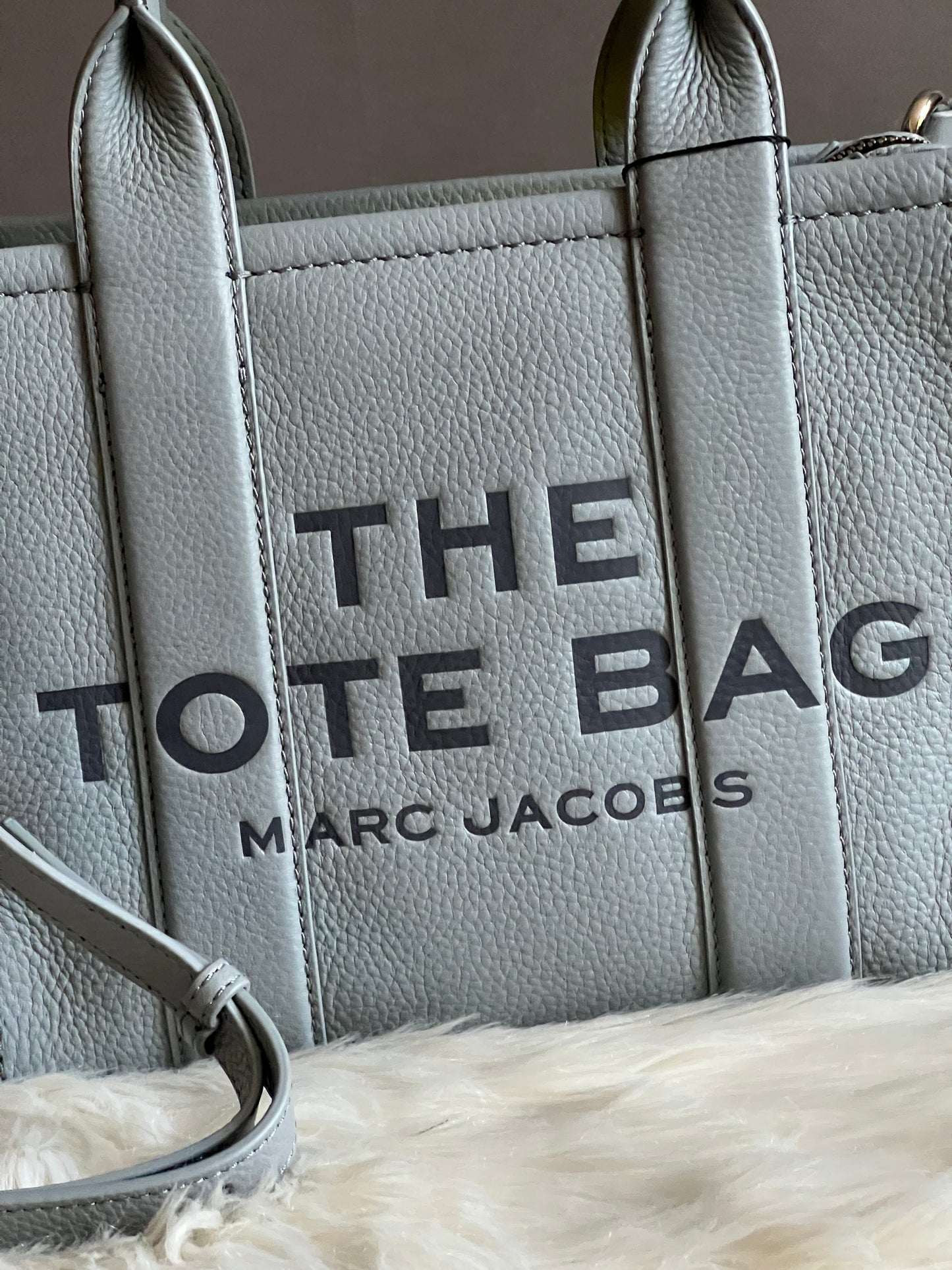 Marc Jacobs The Leather Small Tote Bag