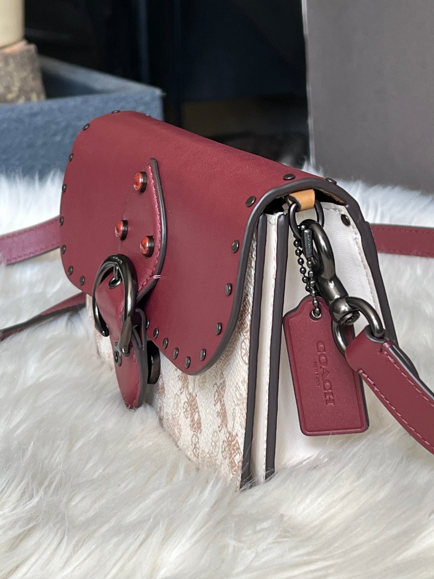 Coach Beat Crossbody Clutch in Signature Canvas with Horse and Carriage Print