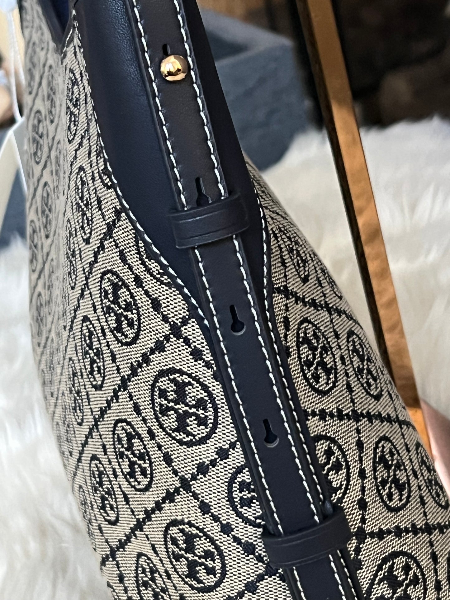 Tory Burch T Monogram Messenger