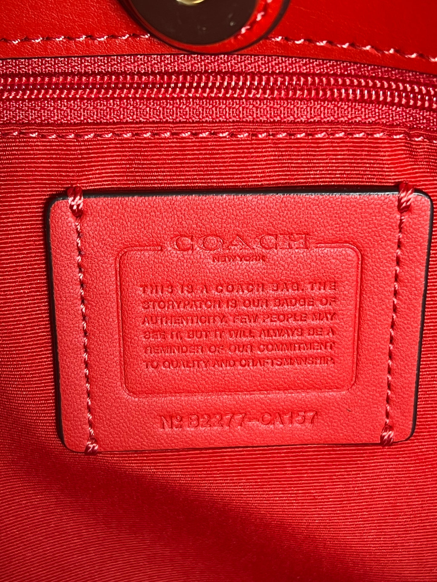 Coach City Tote in Signature Canvas