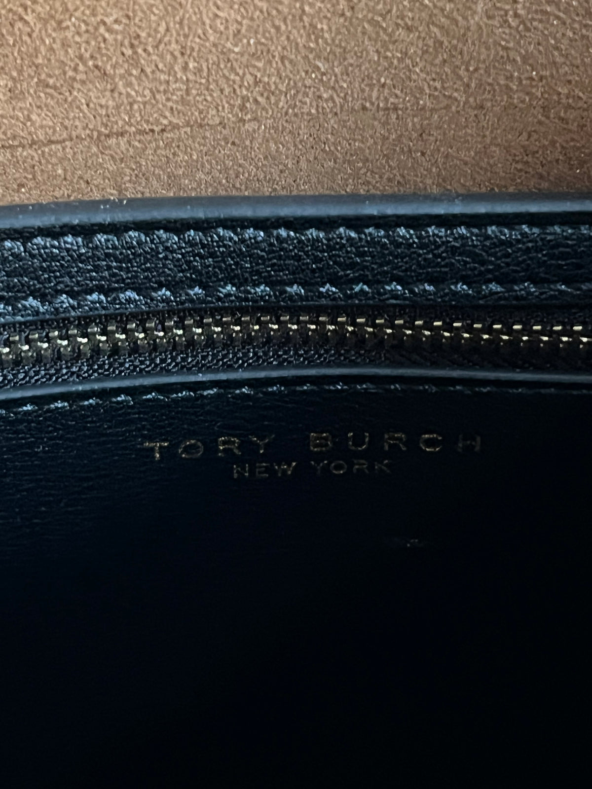 Tory Burch Lee Radziwill Bucket Bag