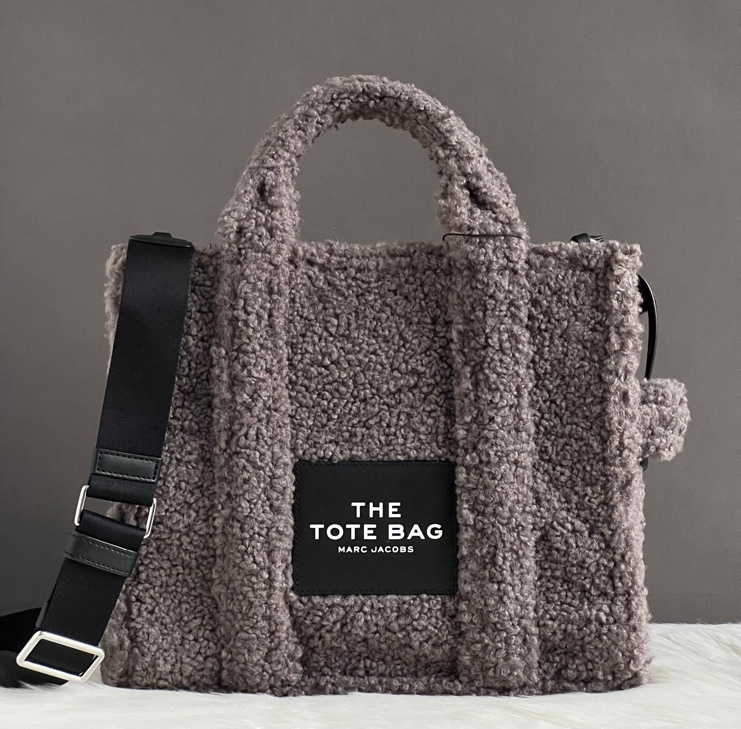 Marc Jacobs The Teddy Medium Tote Bag