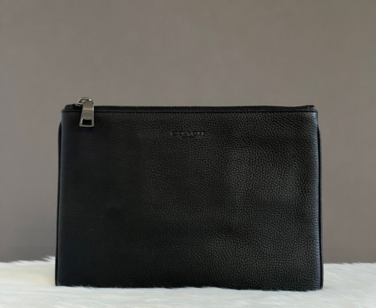 Coach Multifunctional Pouch