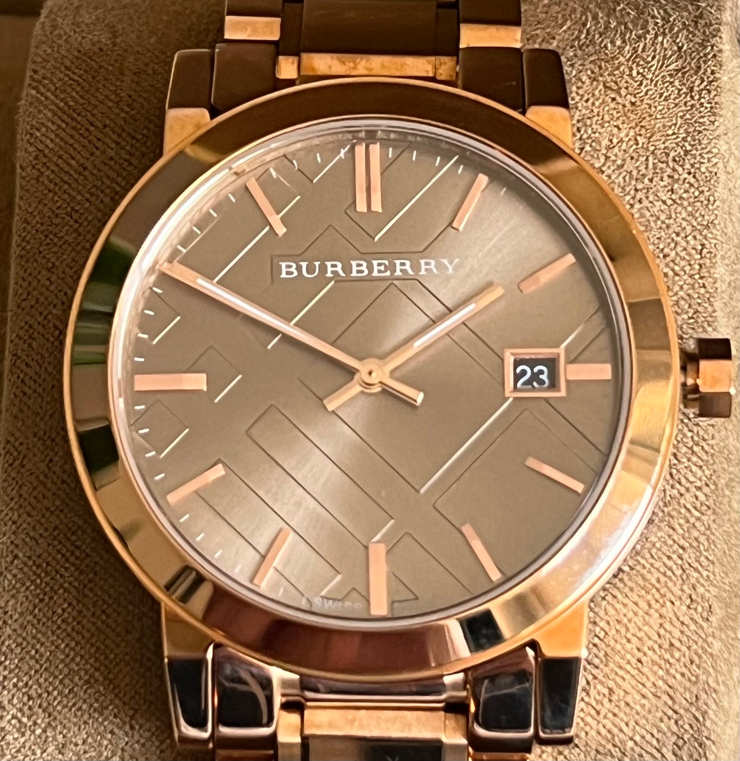 Burberry Women’s The City Large Check Rose Gold-Tone Stainless Steel Watch