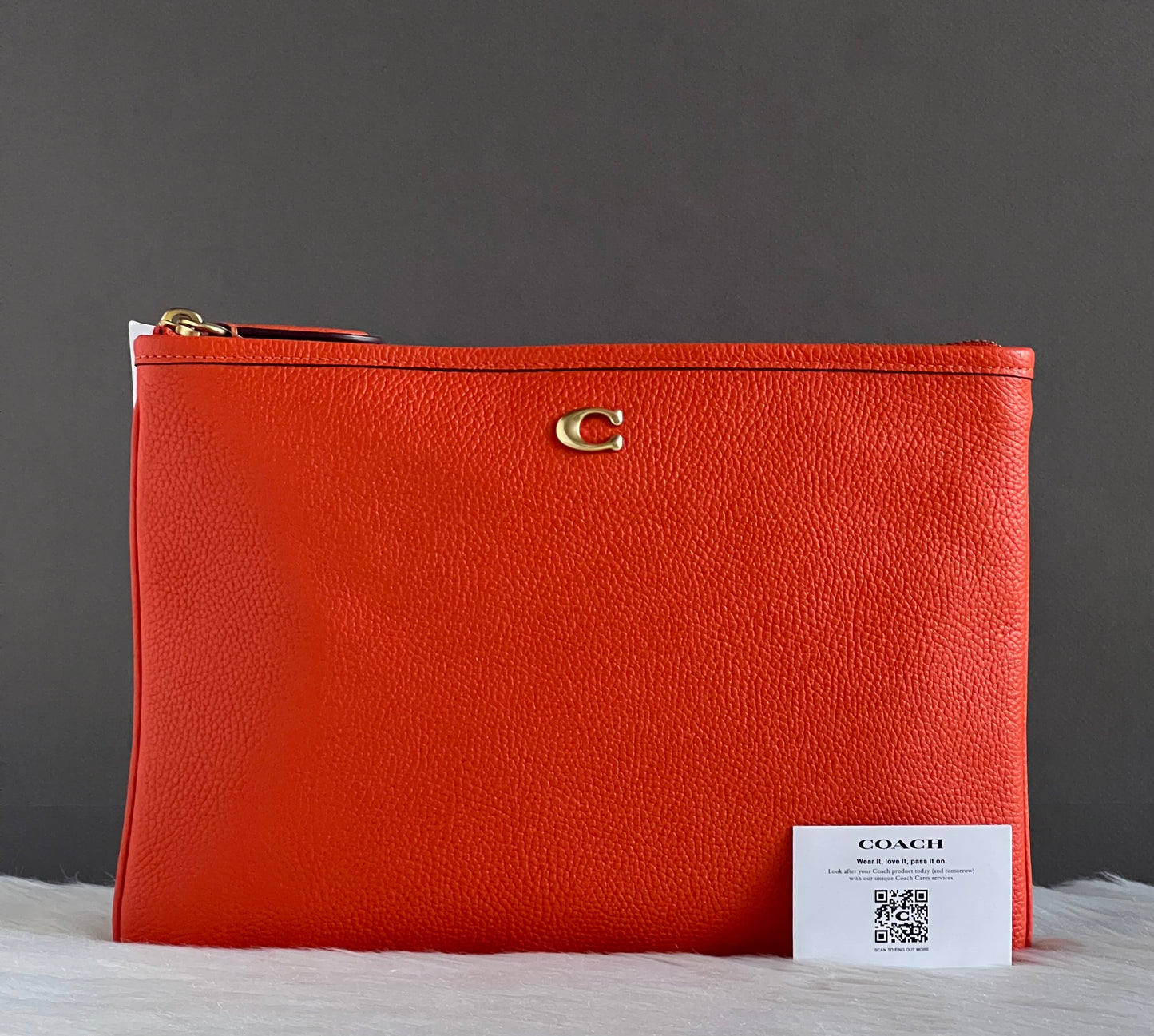 Coach Essential Pouch 28