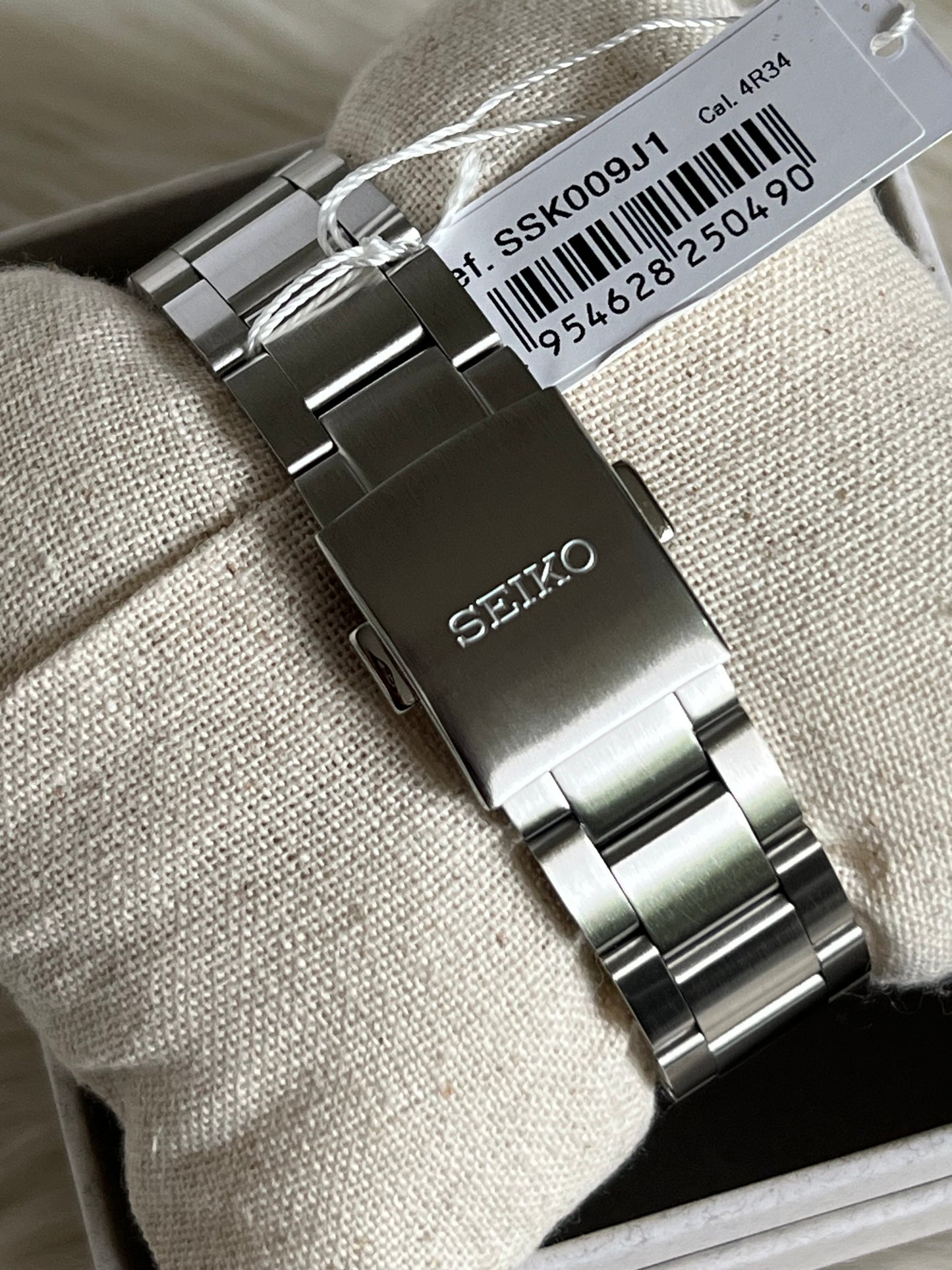 Seiko Men’s Presage Automatic GMT Watch