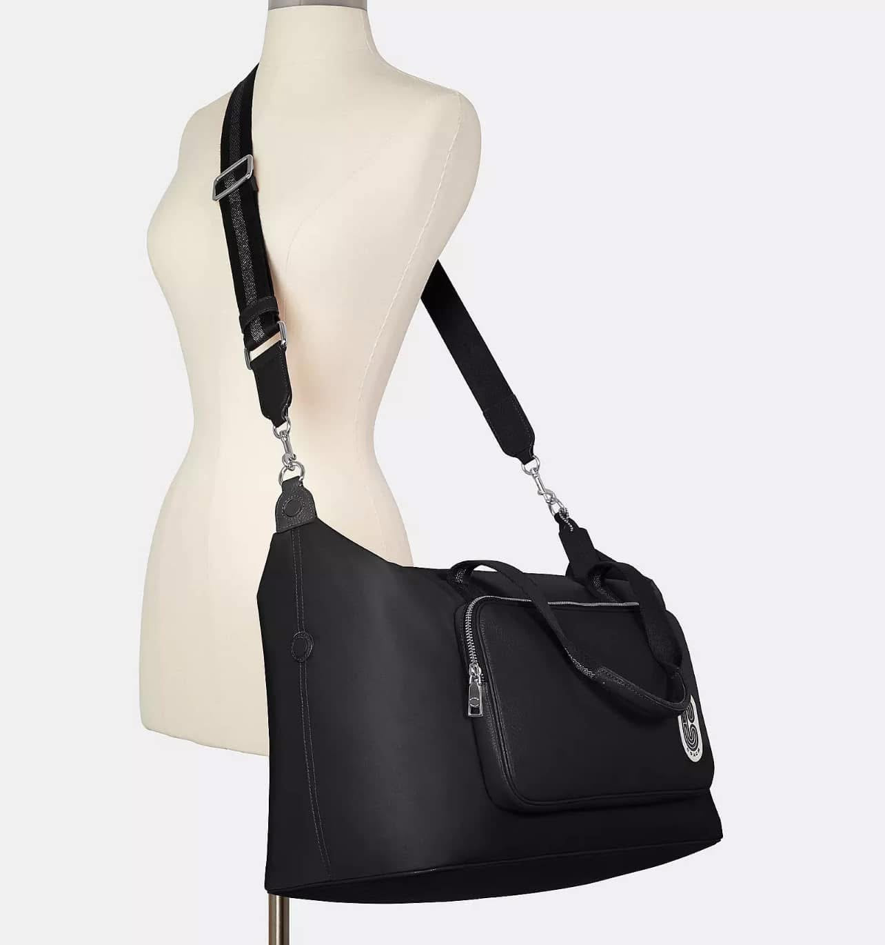 Coach Court Weekender