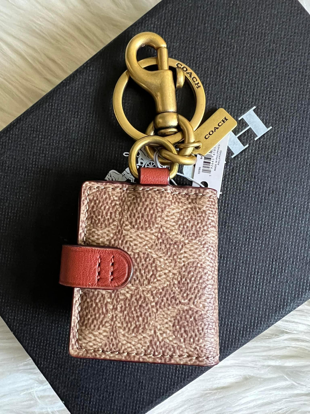 Photo Frame Keychain Coach Coach Picture Frame Bag Charm in Signature Canvas – Club de Mode