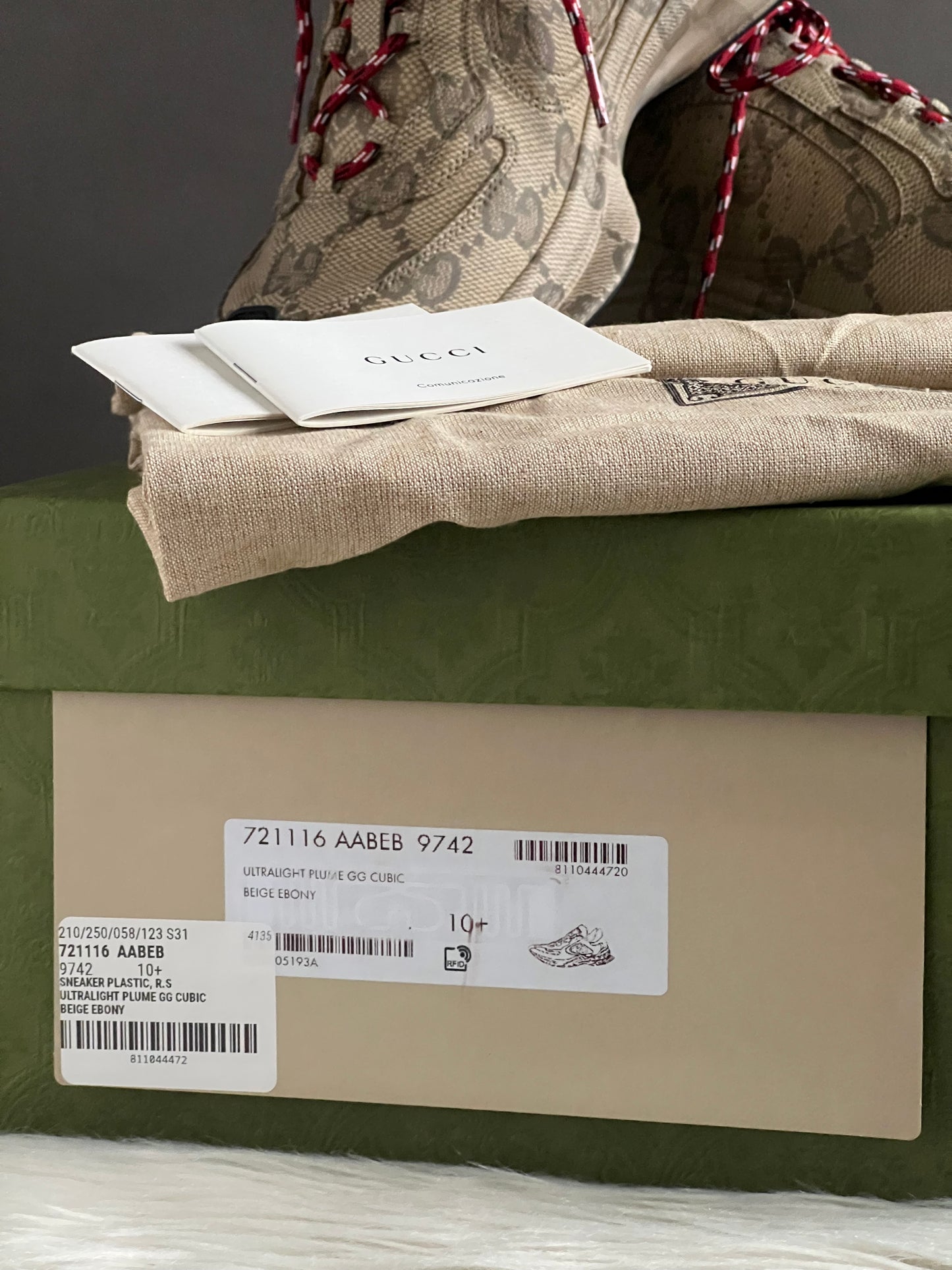 Gucci Ultralight Plume GG Cubic Run Sneaker