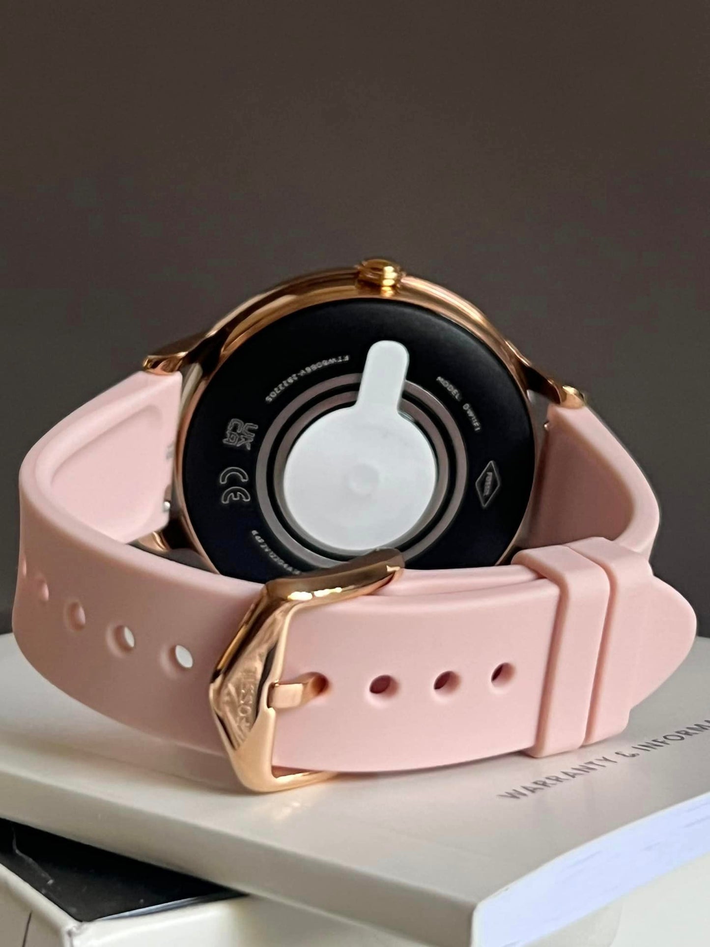 Fossil 5E Smartwatch Blush Silicone