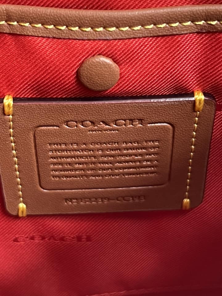 Coach Chaise Crossbody in Signature Leather