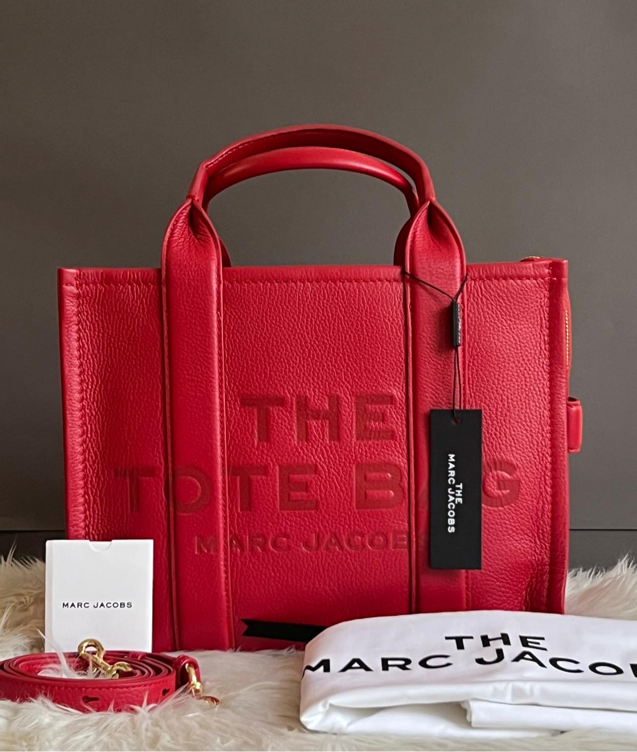 Shop Marc Jacobs The Leather Medium Tote