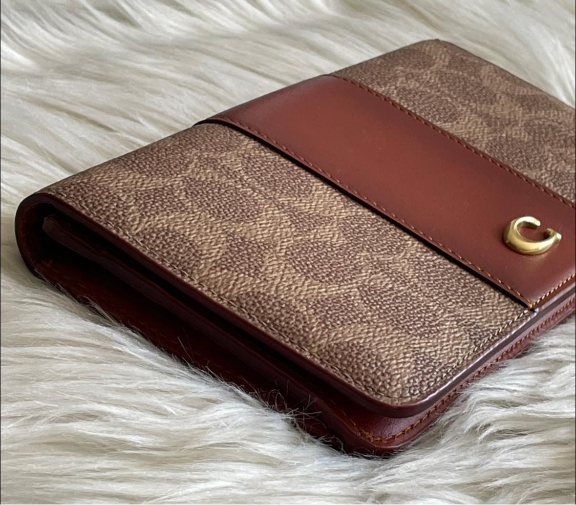 Coach Slim Wallet in Signature Canvas